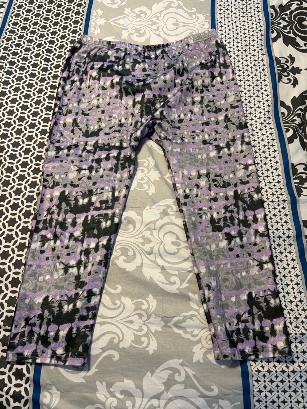 Purple Patterned Stretch Leggings